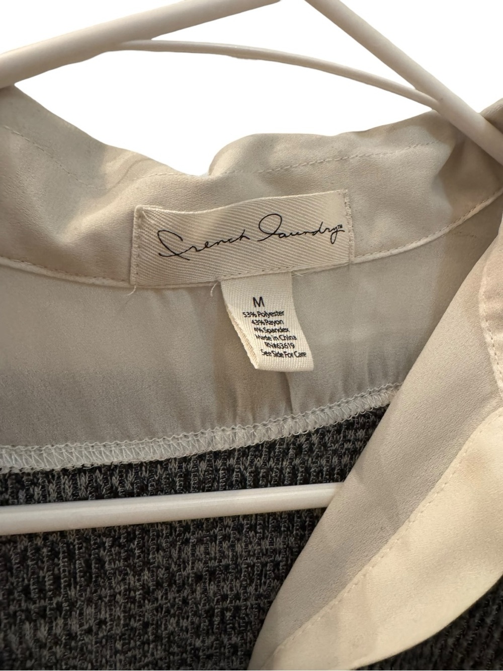 French Laundry Women’s Gray Layered Collared Long Sleeve Top Size Medium - Picture 5 of 6